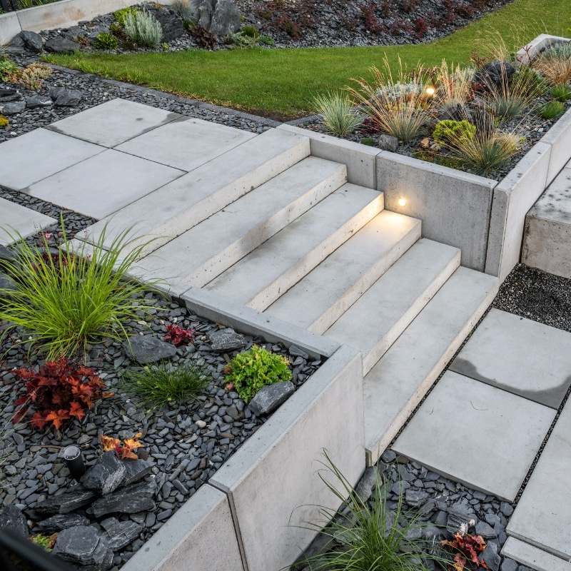Image presents Black Pebbles For Landscaping (1)