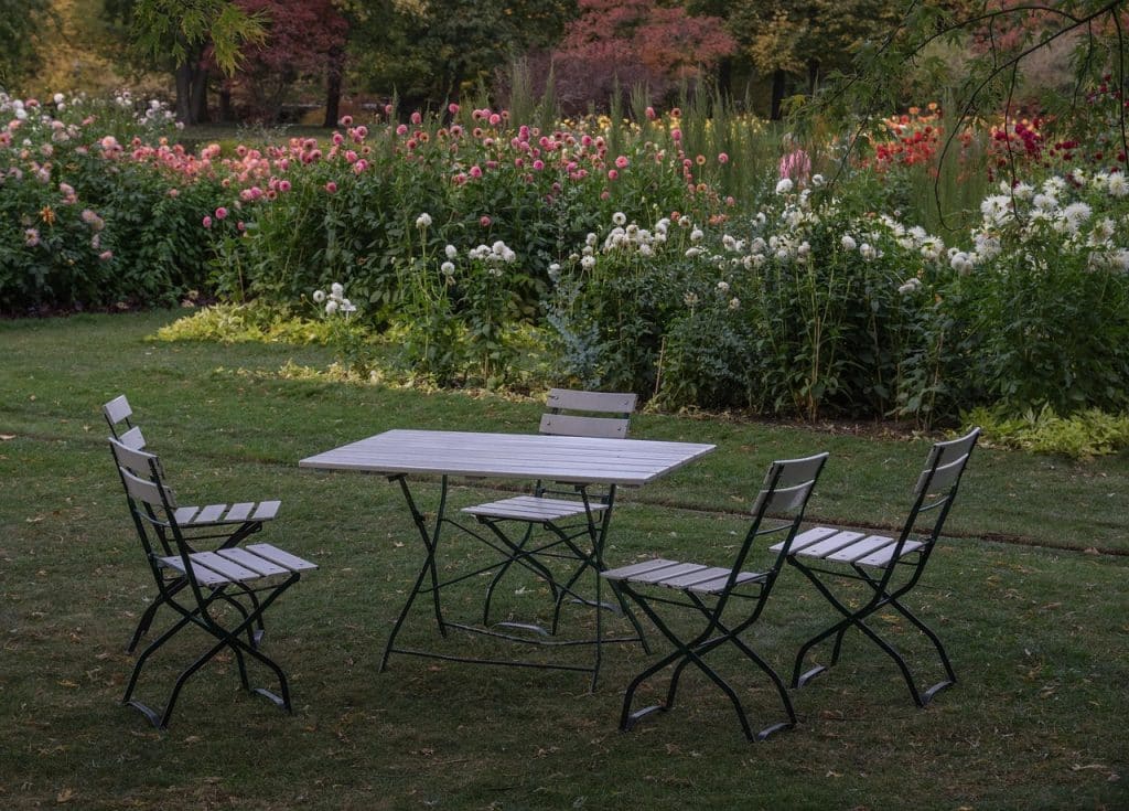 image presents Gardener Rockdale
